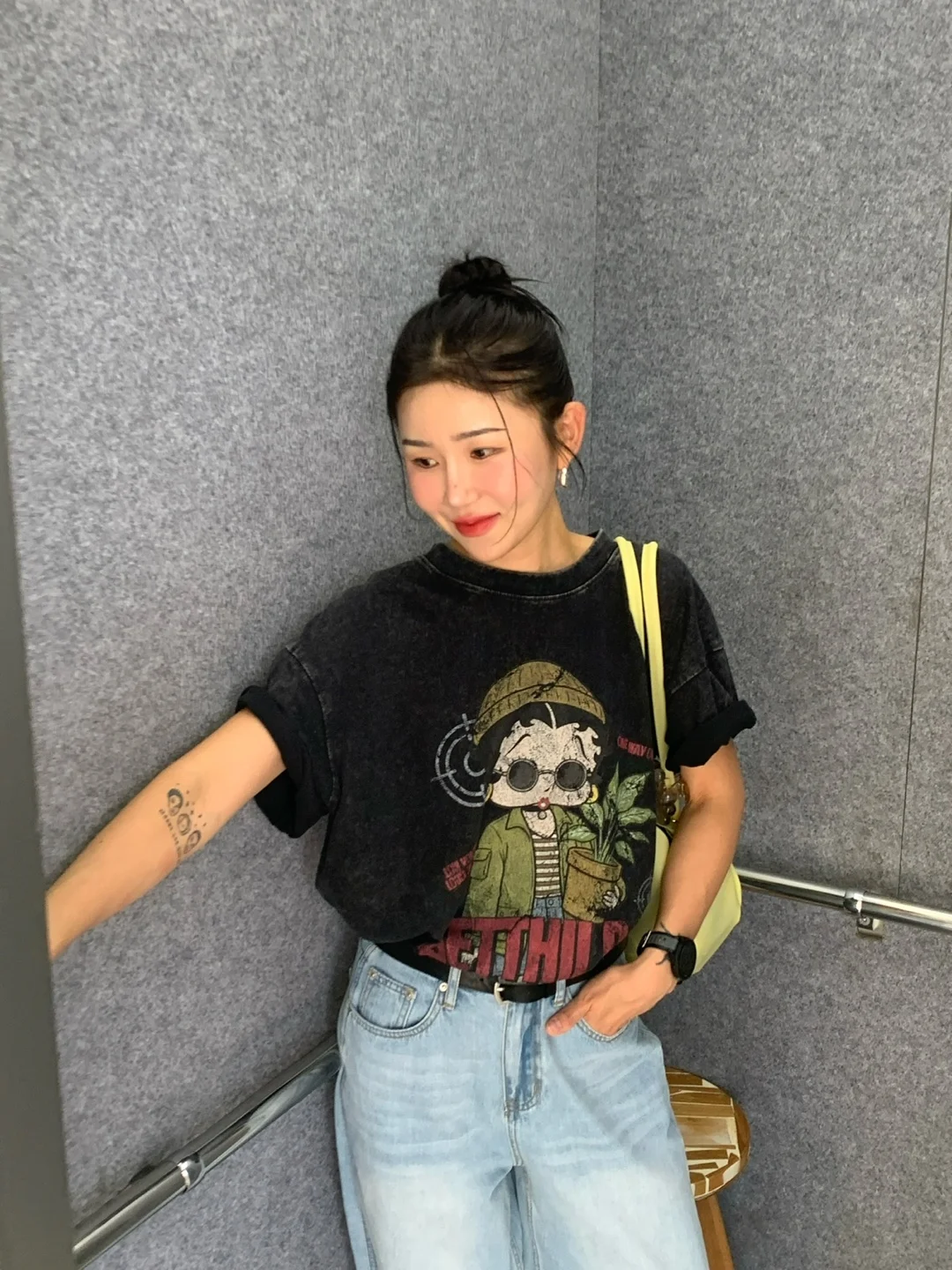 [다미 Pick] 베티붑 베틸다 오버핏 반팔 티셔츠_차콜
